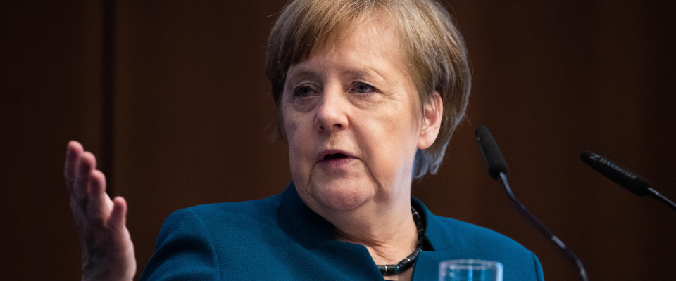 La Merkel vede nero: «In Germania il 70% delle persone saranno infettate dal coronavirus»