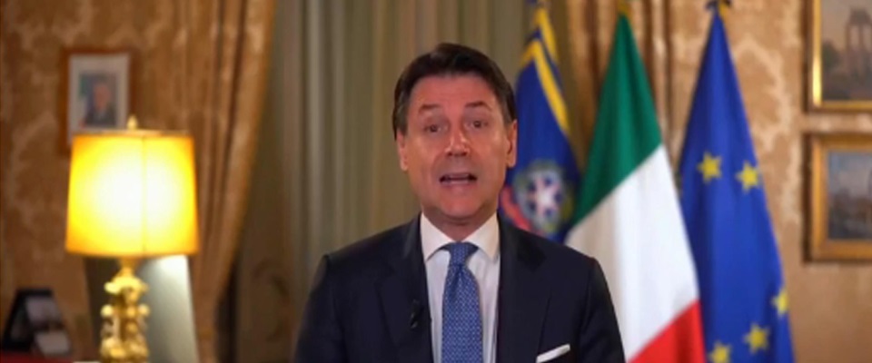 “Chiederemo a Ue tutta la flessibilità di bilancio di cui ci sarà bisogno, l’Ue ci dovrà venirci incontro”. Lo dice il premier Giuseppe Conte in un video su Facebook.