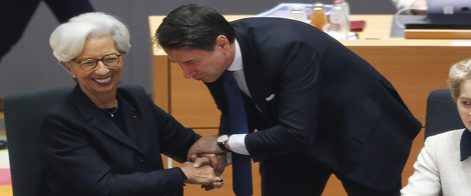 epa08068225 (L-R) European Central Bank (ECB) President Christine Lagarde, Italian Prime Minister Giuseppe Conte and European Commission President Ursula von der Leyen at the start of the second day of the European Council summit in Brussels, Belgium, 13 December 2019. EU leaders gathered in Brussels on 12 and 13 December to discuss climate change, the EU’s long-term budget and external relations, the economic and monetary union and Brexit, among other issues.  EPA/JULIEN WARNAND / POOL