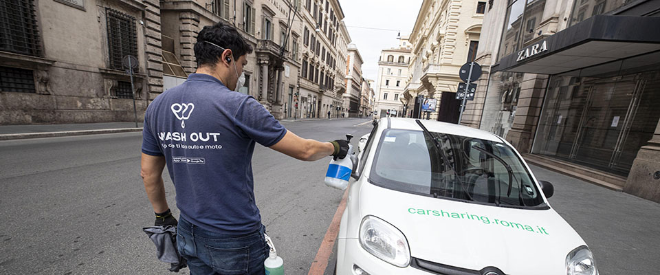 A worker sanitizes the cars of the Municipality of Rome during the Covid-19 Coronavirus emergency lockdown, Rome, Italy, 13 March 2020. Tough lockdown measures kicked in throughout Italy on 12 March after Prime Minister Giuseppe Conte announced late on 11 March that all non-essential shops should close as part of the efforts to contain the ongoing pandemic of the COVID-19 disease caused by the SARS-CoV-2 coronavirus.
ANSA/MASSIMO PERCOSSI