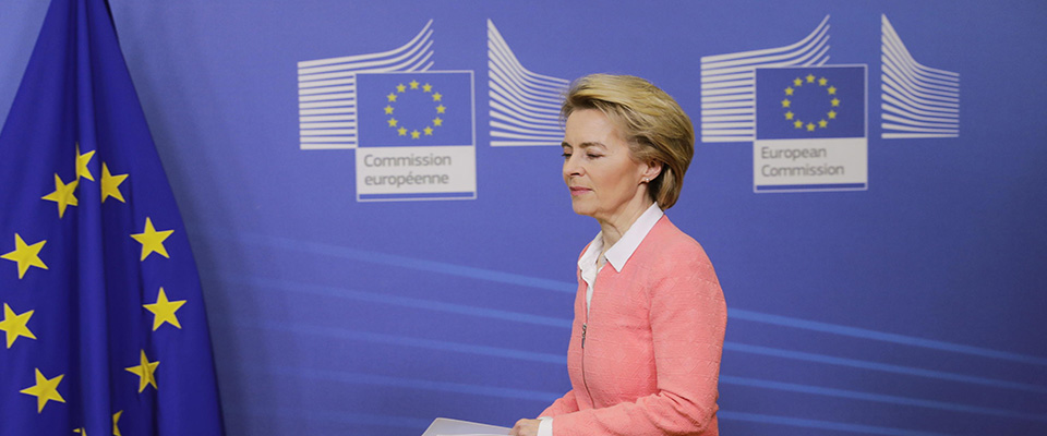 epa08268916 European Commission President Ursula von der Leyen gives a press briefing after a weekly college meeting of the European Commission focusing on Climate Law in Brussels, Belgium, 04 March 2020. The European Commission will adopt its proposal for a Climate Law, increasing the 2030 emissions reduction target, according to reports.  EPA/OLIVIER HOSLET