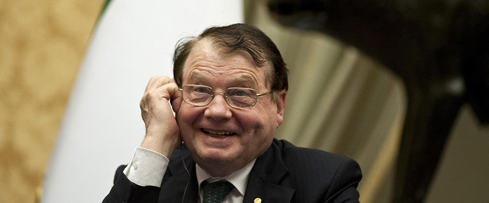 Il premio Nobel per la medicina Luc Montagnier, oggi 23 marzo 2012 nella sala della Lupa di Montecitorio durante una conferenza sul tema ‘Le nuove sfide dell’umanità tra scienza e fede’, in occasione dell’uscita del suo libro ‘Il Nobel e il monaco’.
ANSA/ GUIDO MONTANI