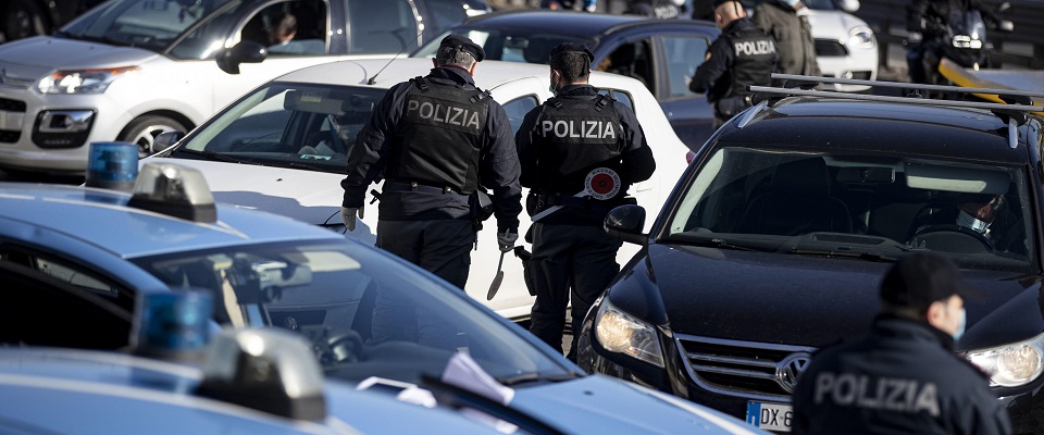 Coronavirus: polizia stradale potenzia controlli foto Ansa