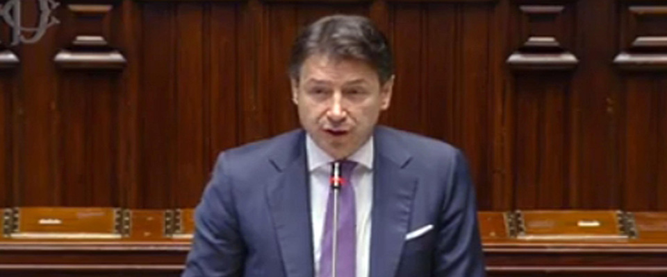 Il premier Giuseppe Conte alla Camera durante l’informativa sulla nuova fase dell’emergenza Coronavirus, in un fermo immagine tratto dal sito web della Camera, Roma, 21 maggio 2020.
ANSA/ WEBTV.CAMERA.IT
+++ NO SALES, EDITORIAL USE ONLY +++