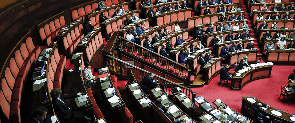 Banchi vuoti del M5S Senato durante informativa sulle presunte trattative tra esponenti della Lega e funzionari russi, Roma 24 luglio 2019. ANSA/GIUSEPPE LAMI