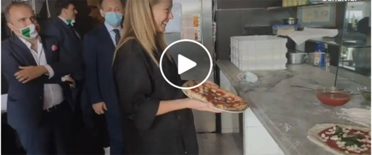 La Meloni Pizzaiola Irrita Repubblica Basta Col Food Por