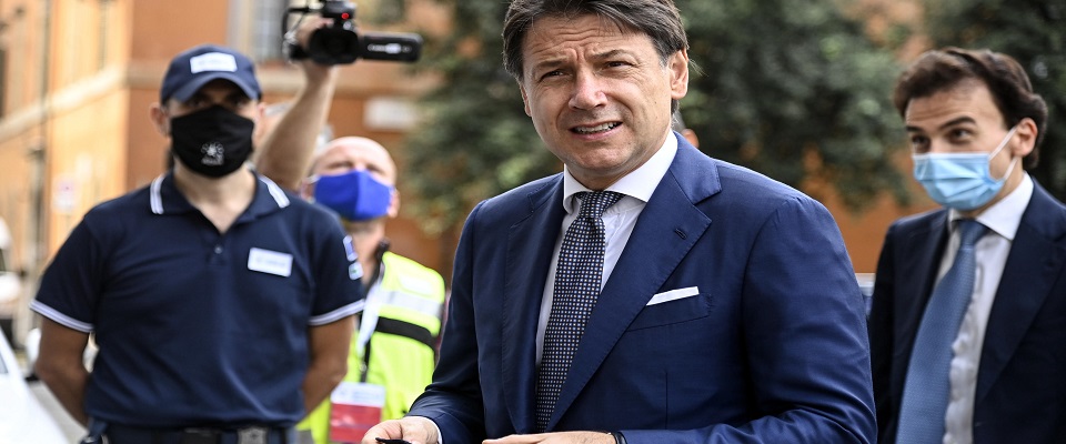 sbruffonata di Conte sulla scuola foto Ansa