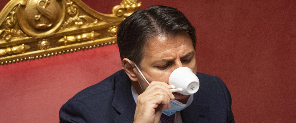 Italian Premier, Giuseppe Conte, has a coffee after the information he gave to the Senate on the new decree that contains further measures to counter the epidemic from Covid-19, which will enter into force from Monday, 02 November, in Rome, 29 October 2020.    ANSA/MAURIZIO BRAMBATTI