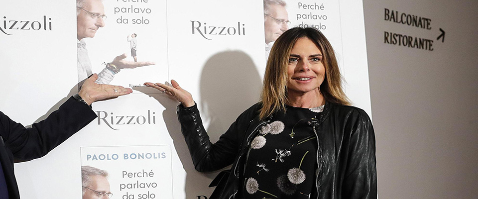 Paola Perego con il compagno Lucio Presta durante la presentazione del libro di Paolo Bonolis Perchè parlavo da solo, Teatro Eliseo, Roma, 29 ottobre 2019. RICCARDO ANTIMIANI