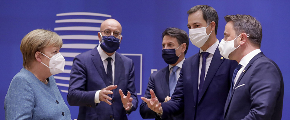 epaselect epa08712349 (L-R) German Federal Chancellor Angela Merkel, European Council President Charles Michel, Italian Prime Minister Giuseppe Conte, New Belgian Prime Minister Alexander De Croo, Luxembourg Prime Minister Xavier Bettel  at the start of second face-to-face EU summit since the coronavirus disease (COVID-19) outbreak, in Brussels, Belgium, 01 October 2020. During this Special European Council, EU leaders will discuss foreign affairs, in particular relations with Turkey and the situation in the Eastern Mediterranean. The leaders are also expected to address relations with China, the situation in Belarus and the poisoning of Alexei Navalny.  EPA/OLIVIER HOSLET / POOL