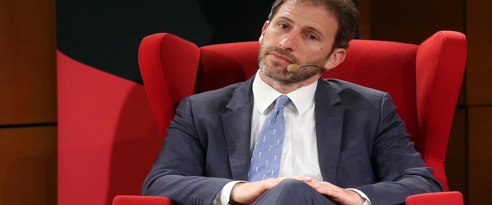 M5S con lo scoop di Sansonetti scoppia il caso Philp Morris