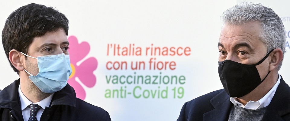 Minister of Health, Roberto Speranza (L), with the Extraordinary Commissioner for the Coronavirus emergency, Domenico Arcuri (R), during the anti-covid vaccine day at the Spallanzani Hospital where the first drugs were symbolically given to five health workers, Rome, Italy, 27 December 2020. ANSA/RICCARDO ANTIMIANI