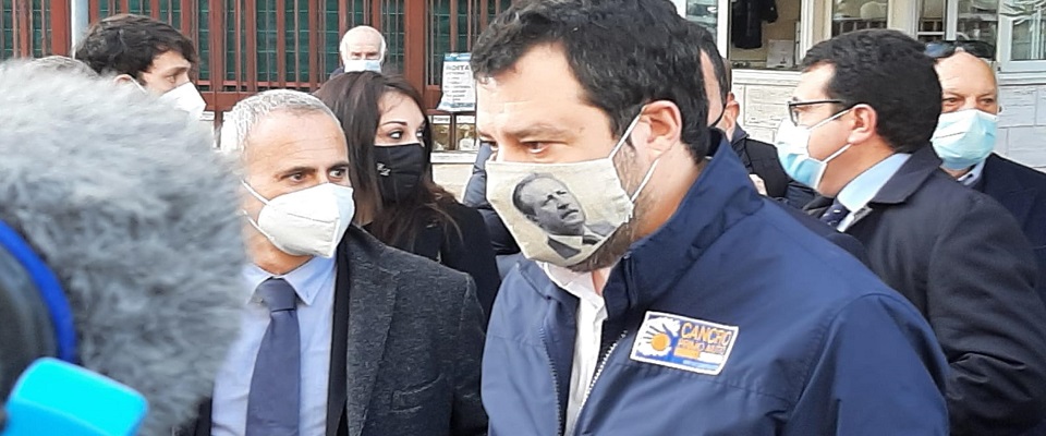 Mascherina Salvini con Borsellino