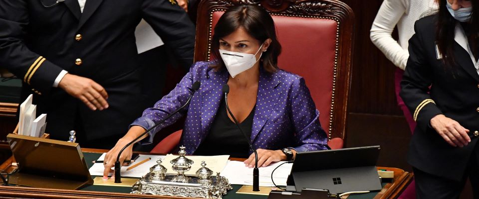 Il Sud dimenticato. Carfagna: “Nel bilancio 2021 zero finanziamenti per i Comuni più bisognosi”