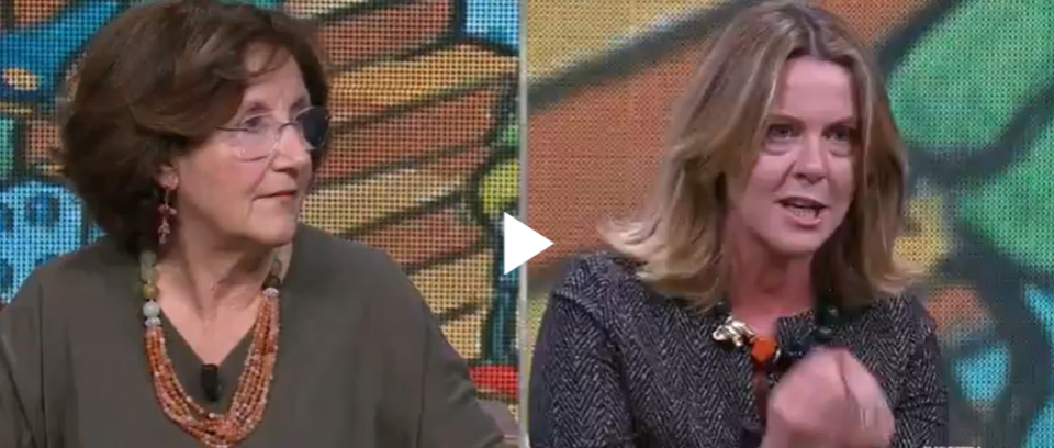 Il delirio della Lorenzin: “Putin utilizza il vaccino Sputnik per fare la guerra alla Ue” (video)