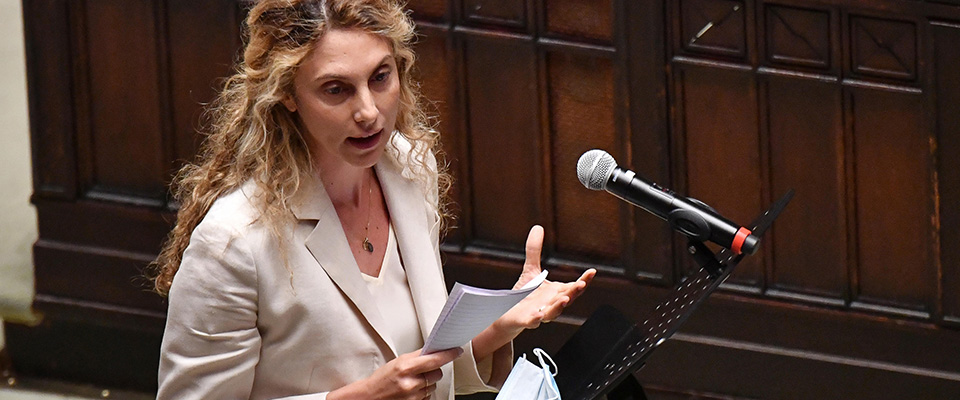 La Madia perde la sfida delle donne e accusa il Pd: “C’è maschilismo, non sto né con Zingaretti né con D’Alema”