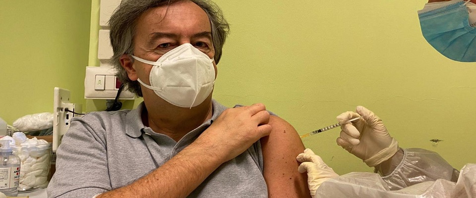 Burioni su vaccini e ditte farmaceutiche