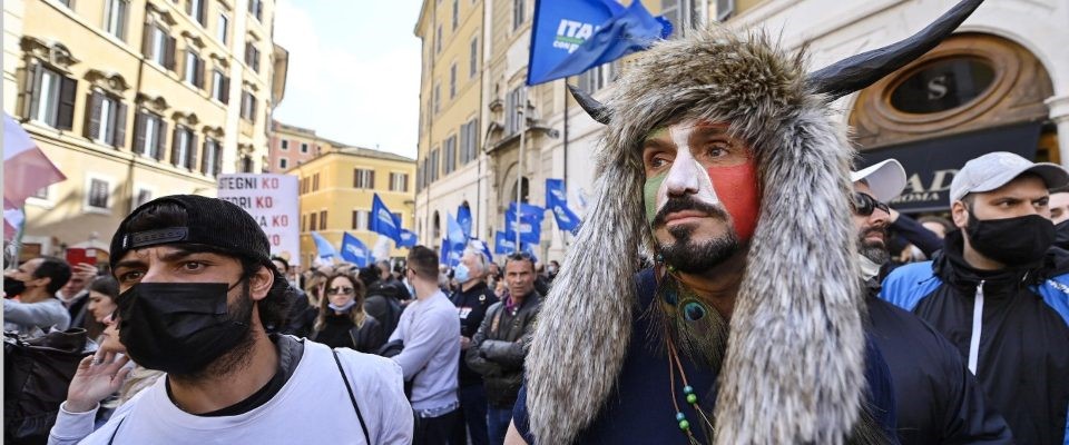 sciamano Montecitorio