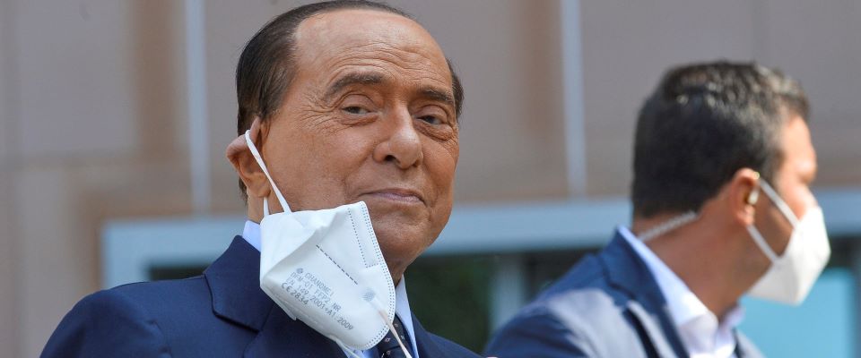 Ruby ter, l’udienza slitta all’8 settembre. “Severe” le condizioni di Berlusconi, ma Milano respinge lo stralcio