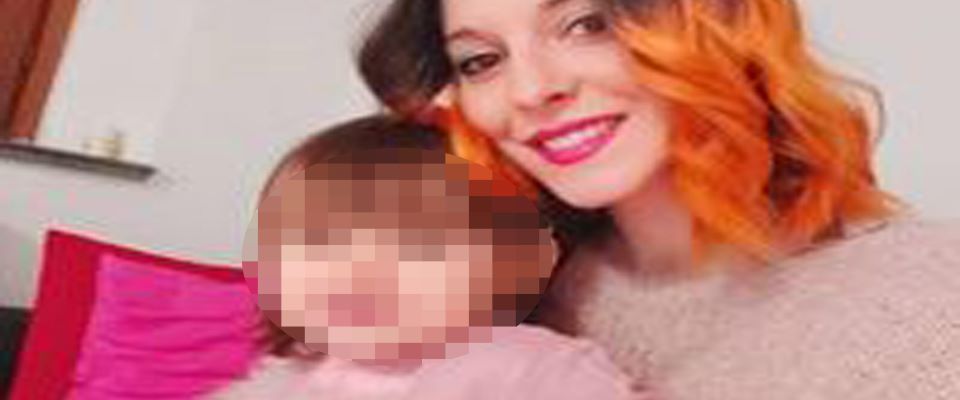 ++ Bimba 18 mesi morta: ex compagno mamma ammette omicidio ++Silvia Barni con la piccola Shano