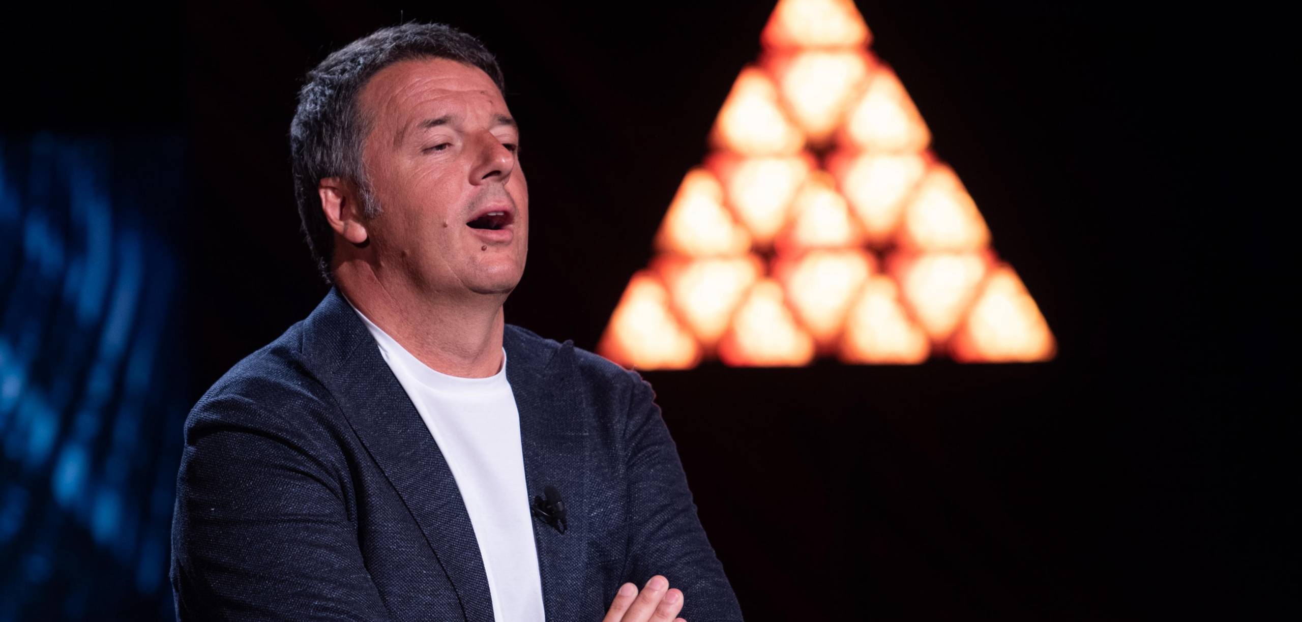 Il leader di Italia Viva, Matteo Renzi, durante la registrazione del programma di Rai2 “Belve”, negli studi Dear Nomentano a Roma, 24 giugno 2021.  ANSA/MAURIZIO BRAMBATTI