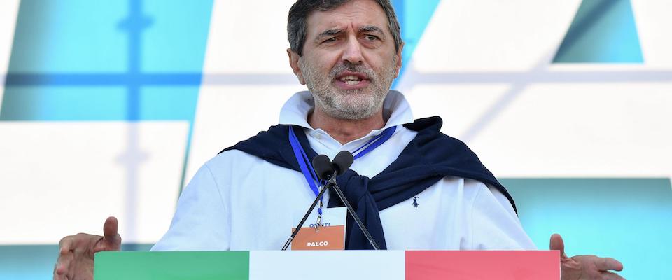 Marco Marsilio , governor of Abruzzo, delivers a speech during the demonstration of the center right “Orgoglio Italiano” (Italian Pride) against the government in Rome, Italy, 19 October 2019. ANSA/ALESSANDRO DI MEO