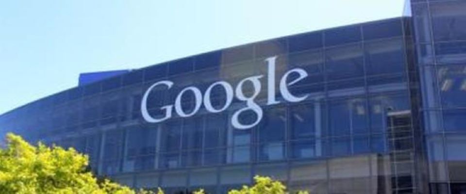 Google, l’Antitrust Ue conferma la multa di 2 miliardi e mezzo: ha abusato della sua posizione dominante