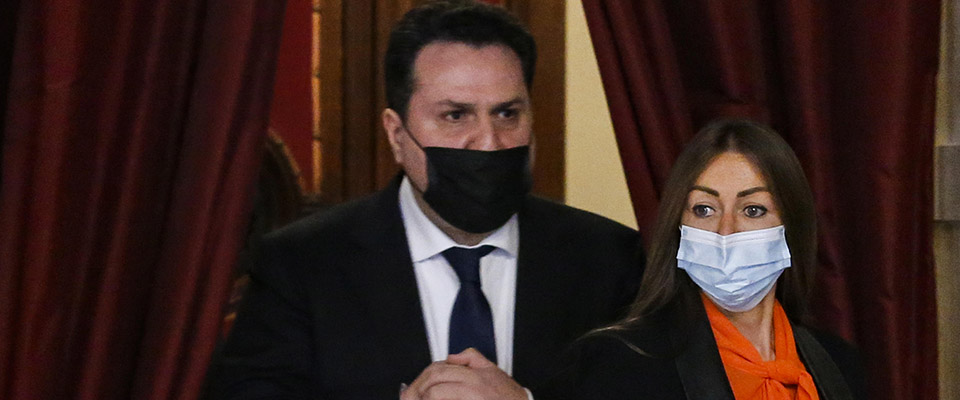 Quirinale, un voto in più per il centrodestra: l’ex grillino De Bonis passa con Forza Italia