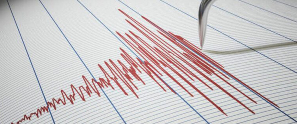 Terremoto nella notte a Catanzaro: fuga in strada e panico ma nessun ferito. Le scuole restano chiuse