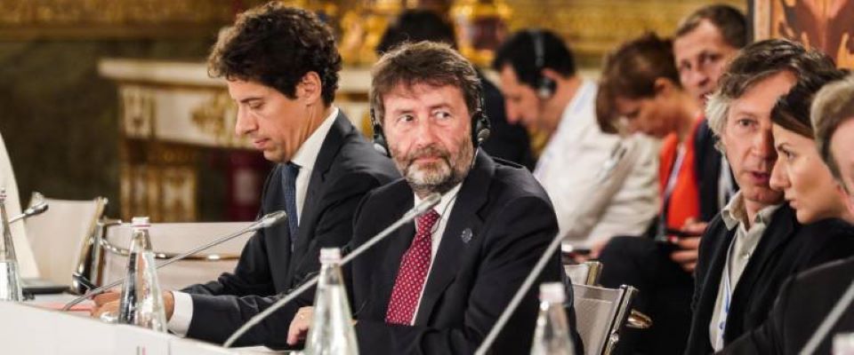 Franceschini si aggrappa al nuovo: “Largo ai giovani. Solo Schein può guidare il nuovo Pd”