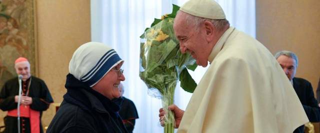 Gli 86 anni di Papa Francesco: gli auguri, la Sacher e quel pensiero  costante all'Ucraina - Secolo d'Italia