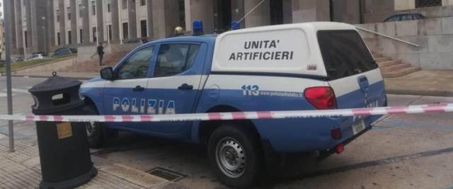 anarchici bomba pisa