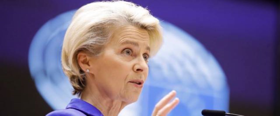 Von der Leyen agli alleati: “Raddoppiamo le munizioni per Kiev con accordi come per i vaccini”