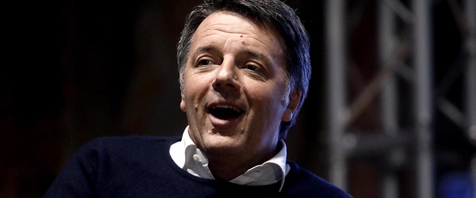 Renzi senza cuore ma col portafoglio: si fa risarcire 500 euro da una pensionata per un insulto su Fb