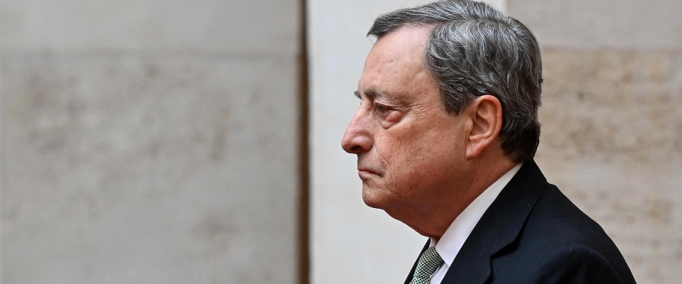 Gli orfani di Draghi. “Repubblica” capofila degli ultrà del ritorno del governo dei tecnici