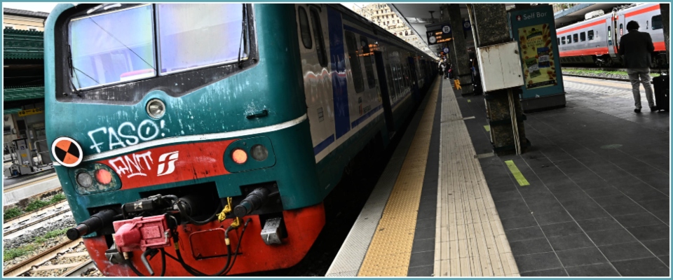 In treno con trecento grammi di sostanze stupefacenti (e reddito di cittadinanza)