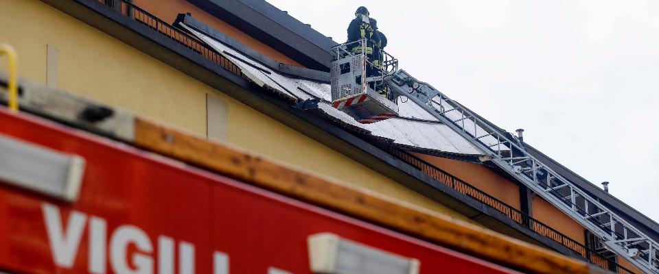 Maltempo, frana in Savoia: treni cancellati fra Milano e Parigi. Allerta in Piemonte, Liguria e Sardegna