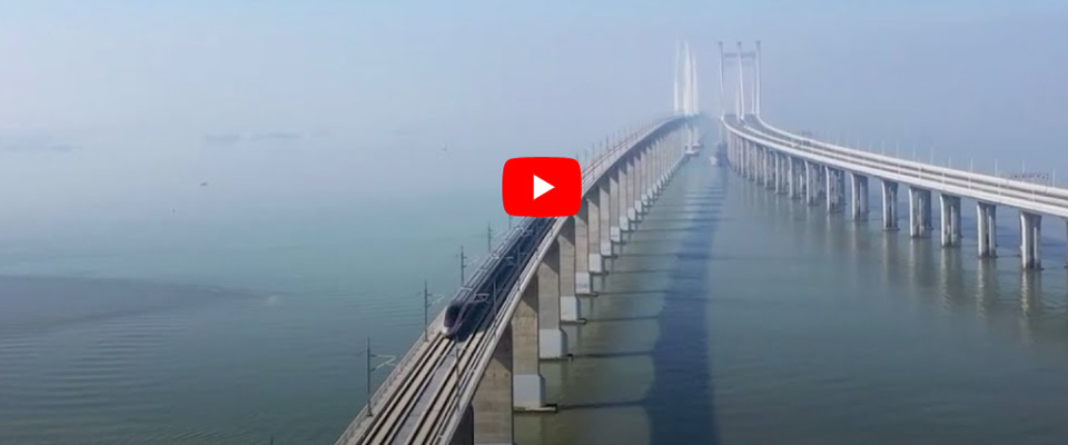 Inaugurato in Cina un ponte per Tav lungo il doppio di quello previsto sullo Stretto: costruito in sei anni (video)