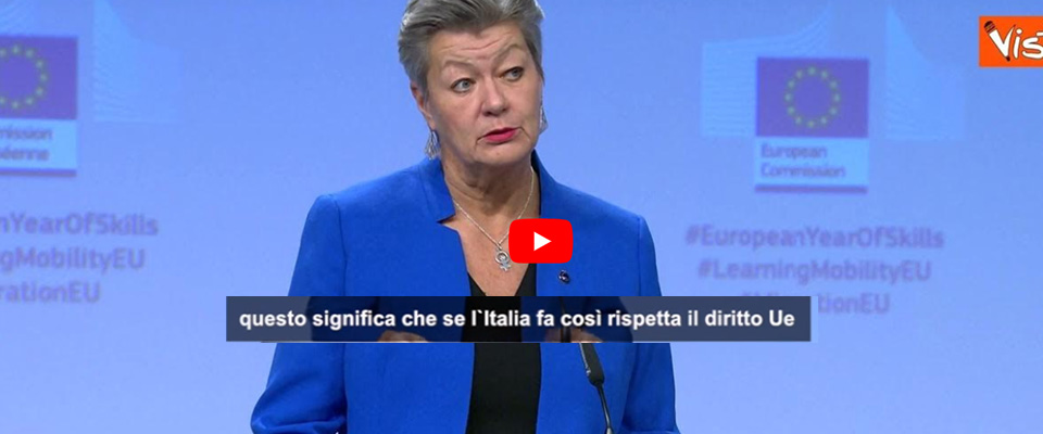 La Commissione Ue sbugiarda il Pd sull’accordo Italia-Albania: “Non viola le nostre norme” (video)