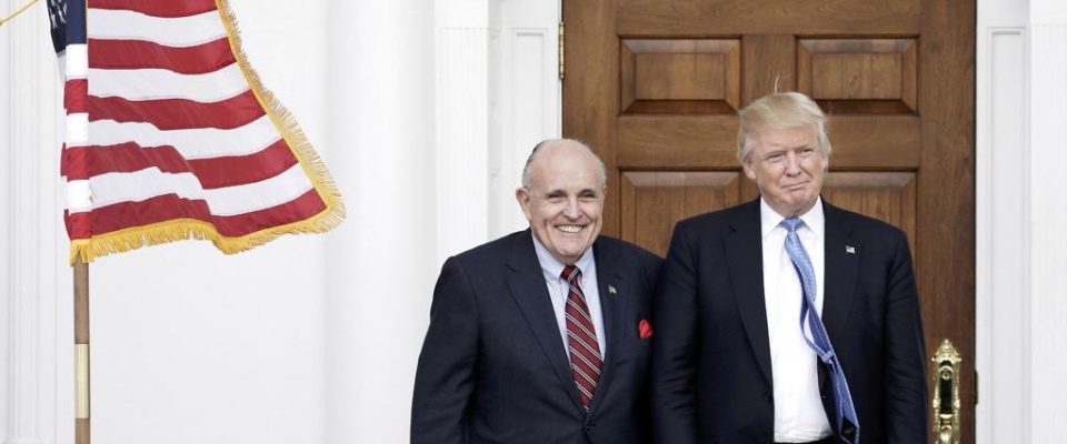 Trump a Biden: mai sostenuto insurrezione, ma marcia pacifica. E Rudy Giuliani dichiara bancarotta