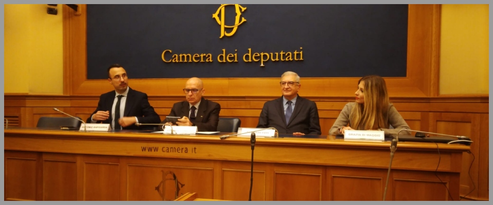 Incontro dell’Ecr su libertà di stampa, fake news, informazione inquinata. Giordano e Foti spiegano le finalità dell’evento