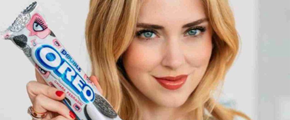 Indagini anche sulla beneficenza di Chiara Ferragni con gli abiti griffati dai biscotti Oreo (video)