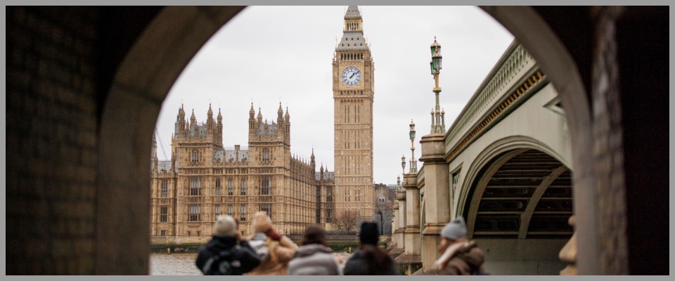 Il palazzo di Westminster cade a pezzi, senza riscaldamenti adeguati e pieno di topi: dipendenti in fuga