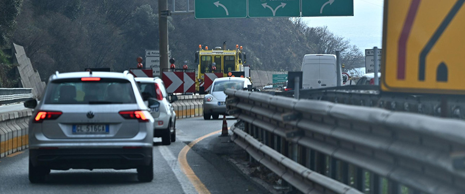 Esodo di Pasqua: orari e giorni da bollino nero per il traffico. I consigli della Polstrada