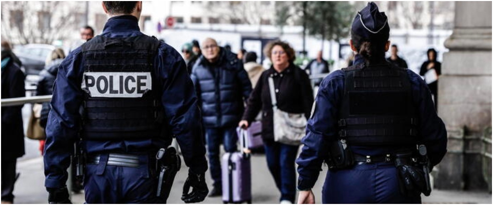 Francia, 15enne pestato a morte fuori scuola: fermate 5 persone tra cui 4 minorenni