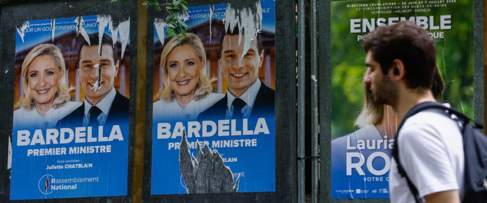 Francia, confermata la svolta a destra: Le Pen (33 35%) verso la maggioranza assoluta