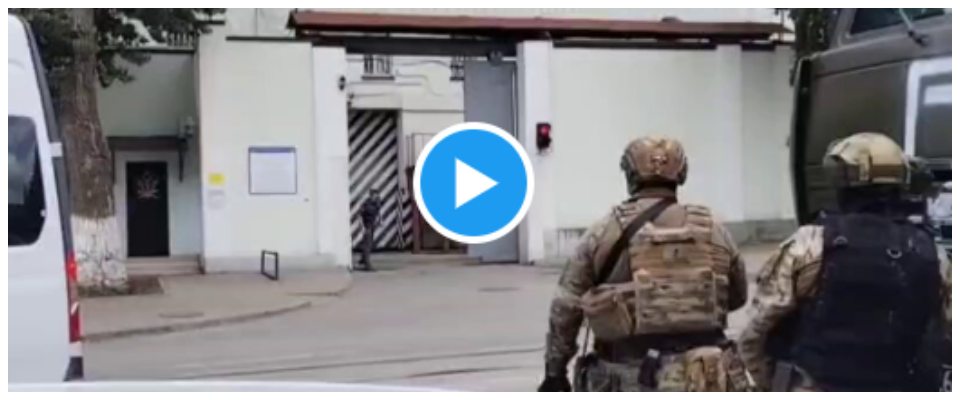 Rivolta di 6 detenuti dell’Isis a Rostov. Il video del blitz delle forze russe: “Criminali eliminati, ostaggi illesi”