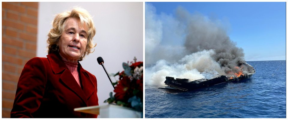 Paura all’Elba per Stefania Craxi e per il marito Marco Bassetti: lo yacht da 22 metri va a fuoco e affonda (video)
