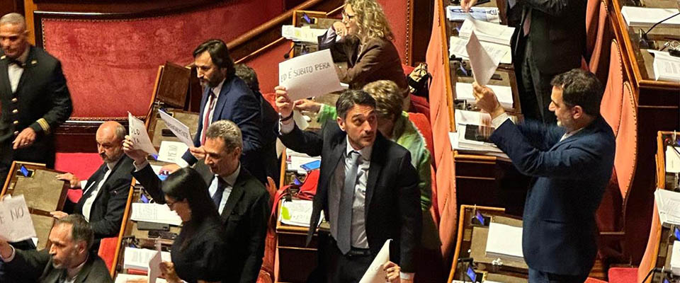 Premierato: il primo via libera al Senato manda in tilt la sinistra del “no” a tutto, a prescindere…