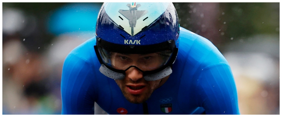 Prima medaglia per l’Italia a Parigi: Ganna d’argento nel ciclismo. Bene il volley maschile e la Paolini